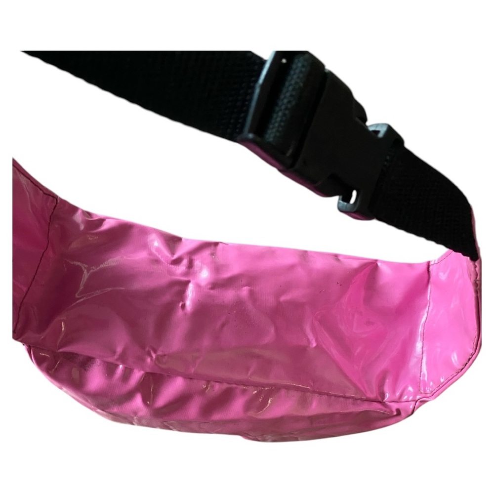 VINTAGE 90s MINNIE MOUSE FANNY PACK Patent Pink

Marc Jacob’s, inspired,… - Picture 3 of 7